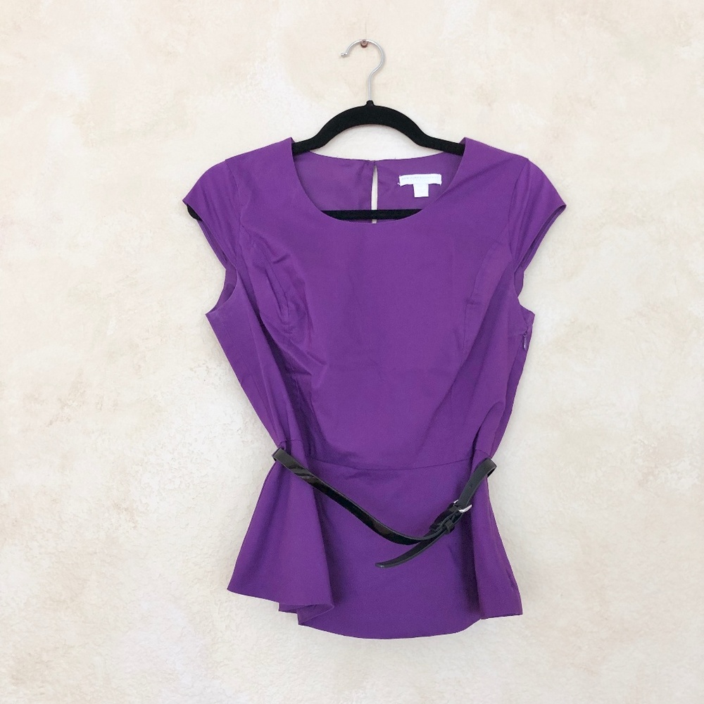 New York & Company Women Top w/ Belt